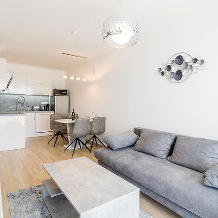 Csenge Apartman Siofok Bagian luar foto