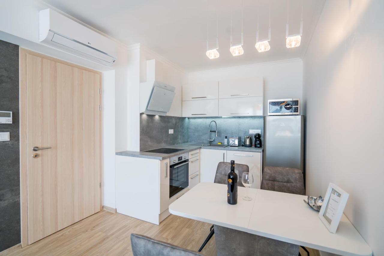 Csenge Apartman Siofok Bagian luar foto