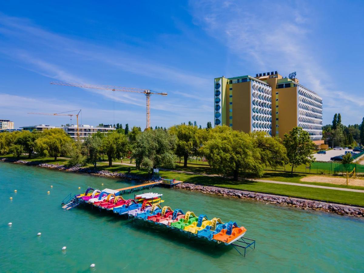 Csenge Apartman Siofok Bagian luar foto